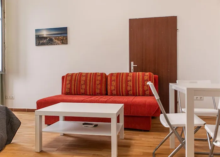 Affordable 2br Near Millennium Tower, Long Διαμέρισμα *