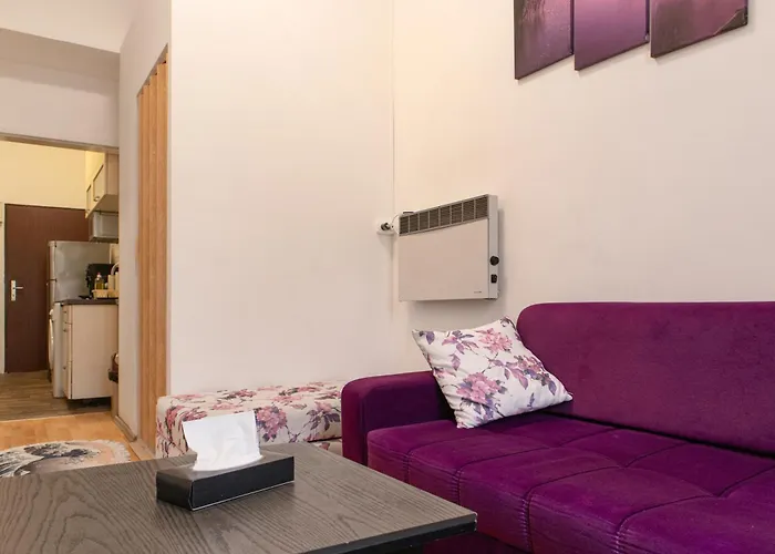 Διαμέρισμα Affordable 2br Near Millennium Tower, Long *