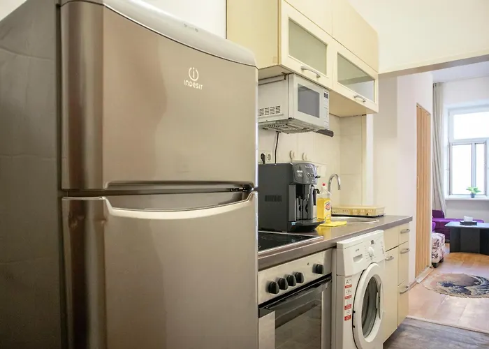Affordable 2br Near Millennium Tower, Long Διαμέρισμα
